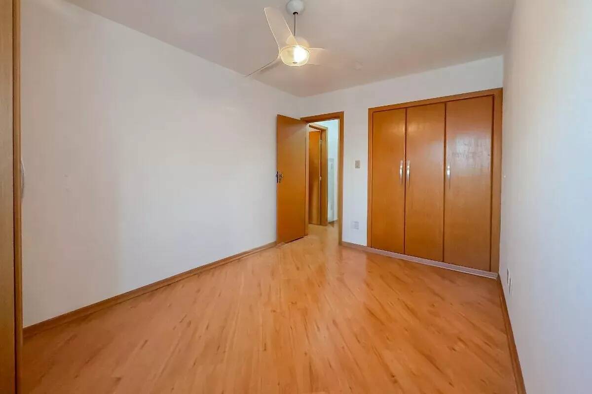 Apartamento à venda com 3 quartos, 130m² - Foto 8