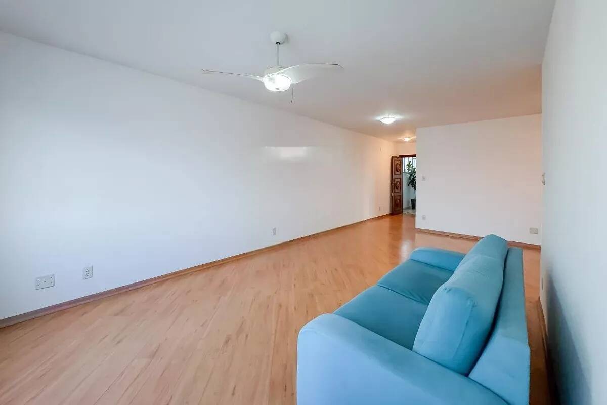 Apartamento à venda com 3 quartos, 130m² - Foto 3