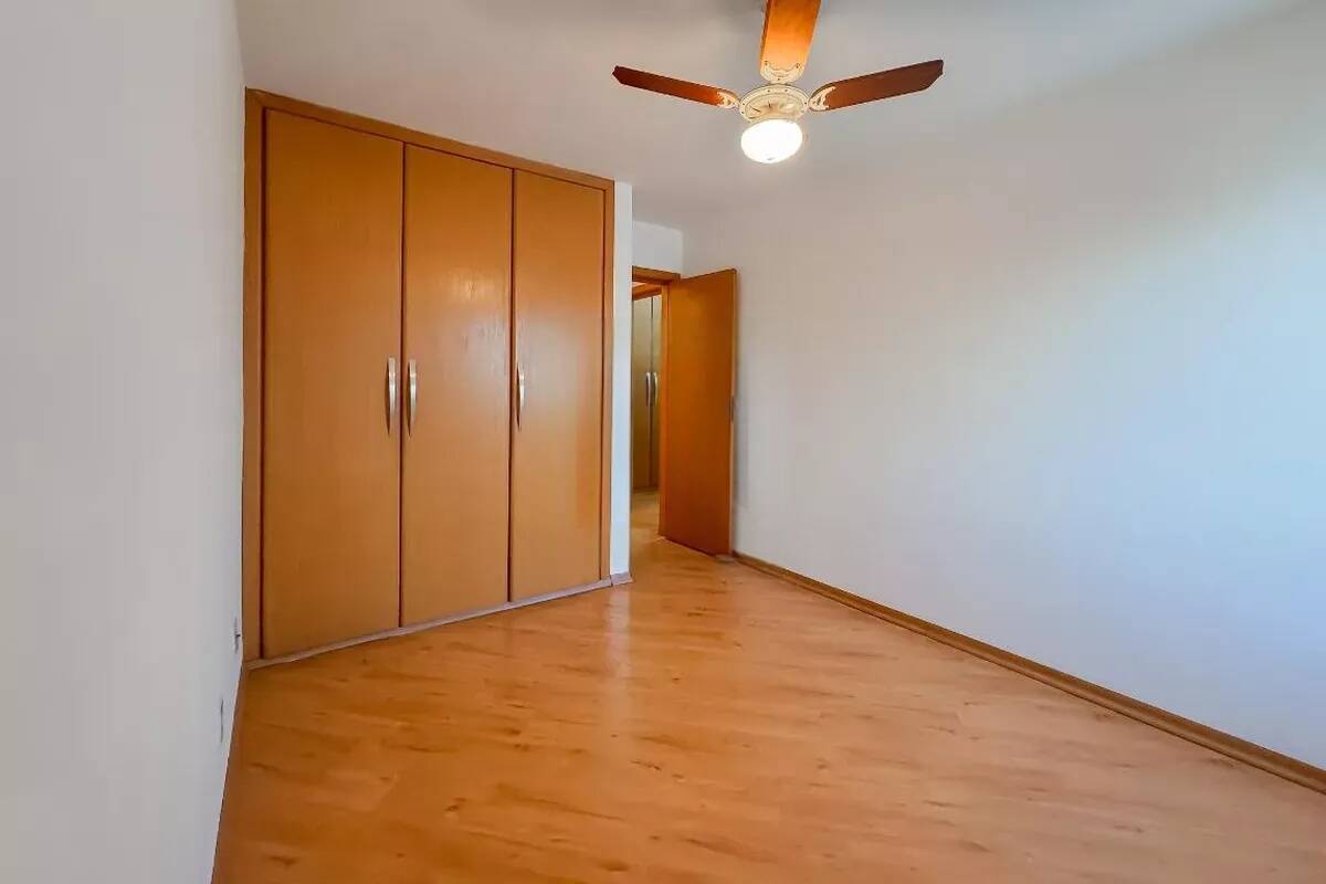 Apartamento à venda com 3 quartos, 130m² - Foto 15