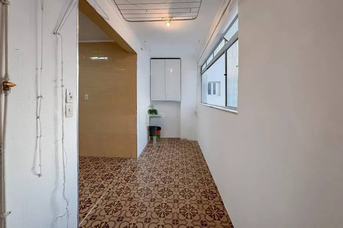 Apartamento à venda com 3 quartos, 130m² - Foto 22