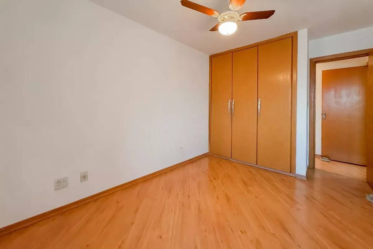 Apartamento à venda com 3 quartos, 130m² - Foto 14