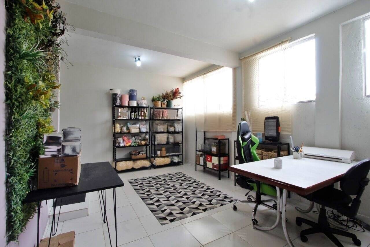 Casa à venda com 3 quartos, 115m² - Foto 4