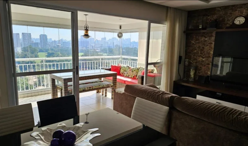 Apartamento à venda com 3 quartos, 117m² - Foto 1