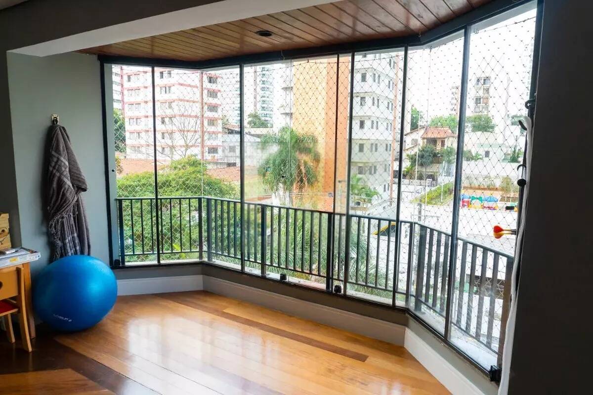 Apartamento, 3 quartos, 150 m² - Foto 2
