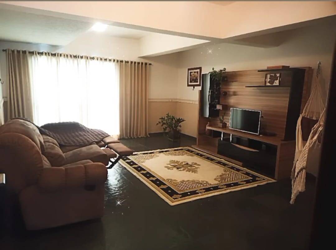 Casa, 3 quartos, 242 m² - Foto 3