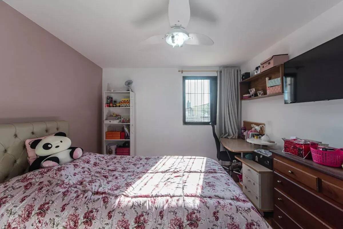 Casa, 4 quartos, 249 m² - Foto 8