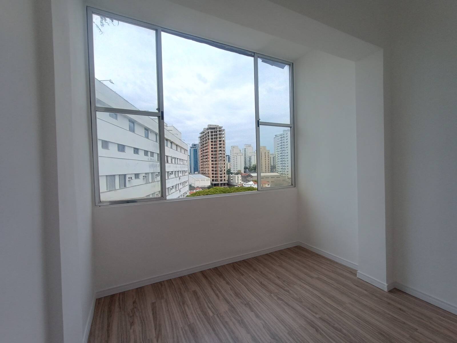 Apartamento à venda com 2 quartos, 71m² - Foto 11