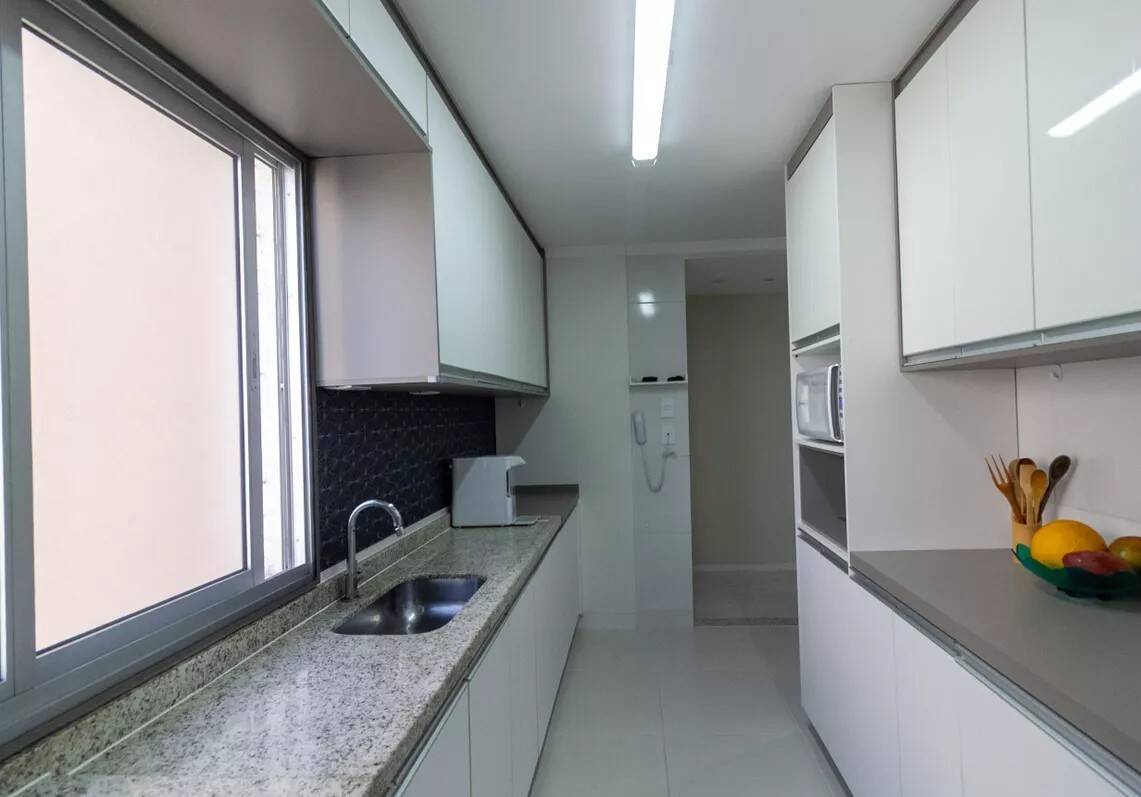 Apartamento à venda com 3 quartos, 81m² - Foto 7