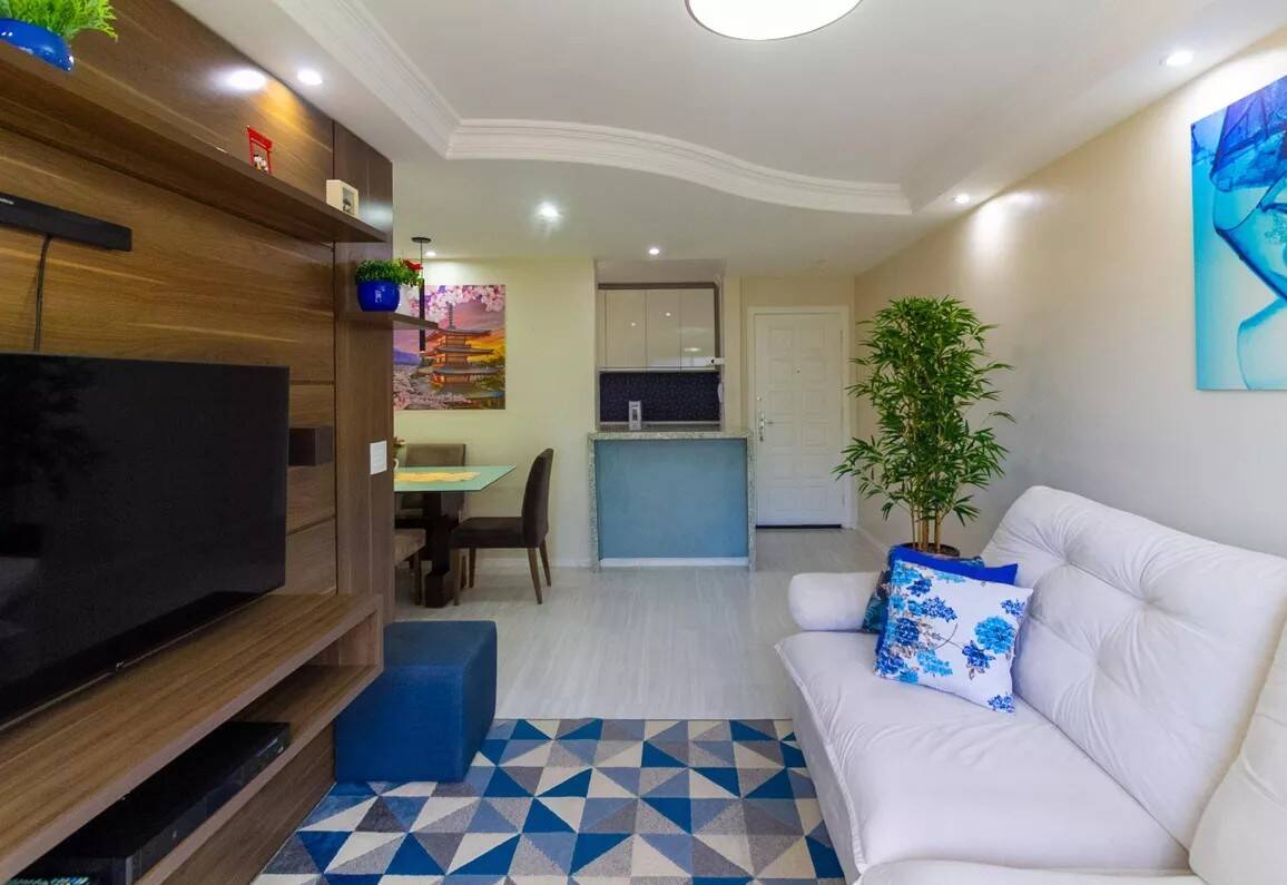 Apartamento à venda com 3 quartos, 81m² - Foto 2