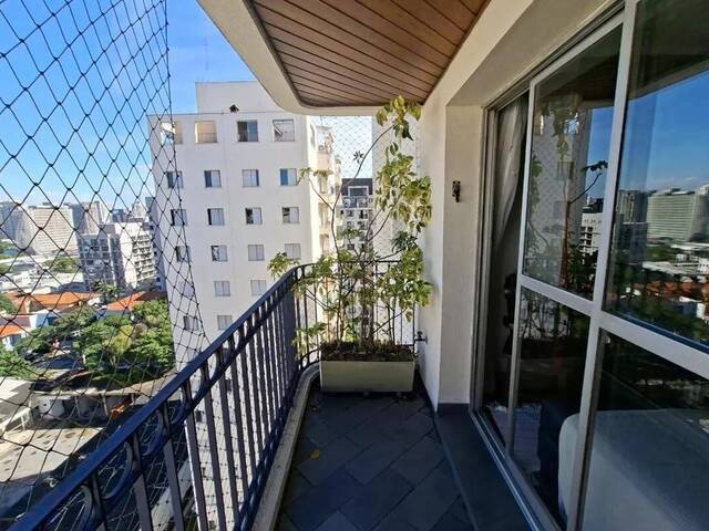 Venda em Indianópolis - São Paulo
